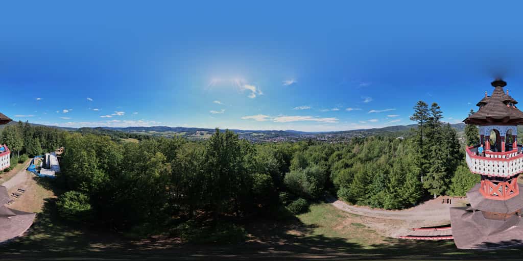 Jurkovič-Aussichtsturm - Am Turm